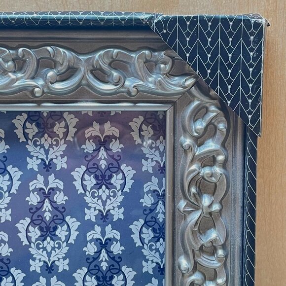 Sheffield Home Victorian Vogue Pewter Ornate 5x7 Picture Frame With Decorative D - Picture 2 of 7
